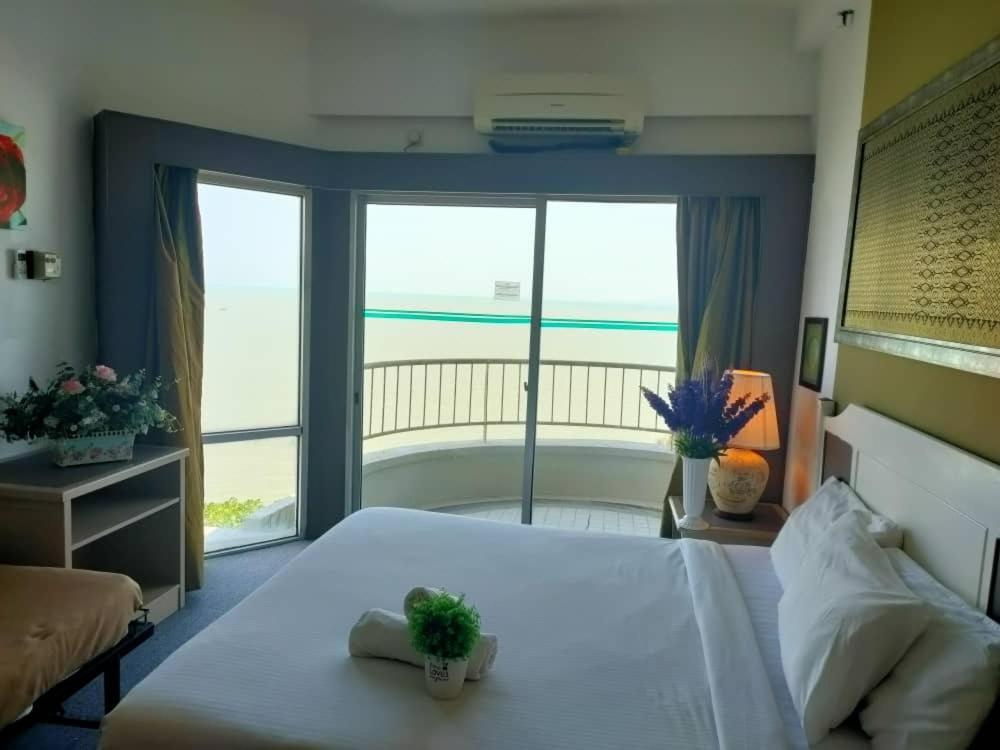 Beachfront Full Sea Penang Tandzsung Bungah Kültér fotó